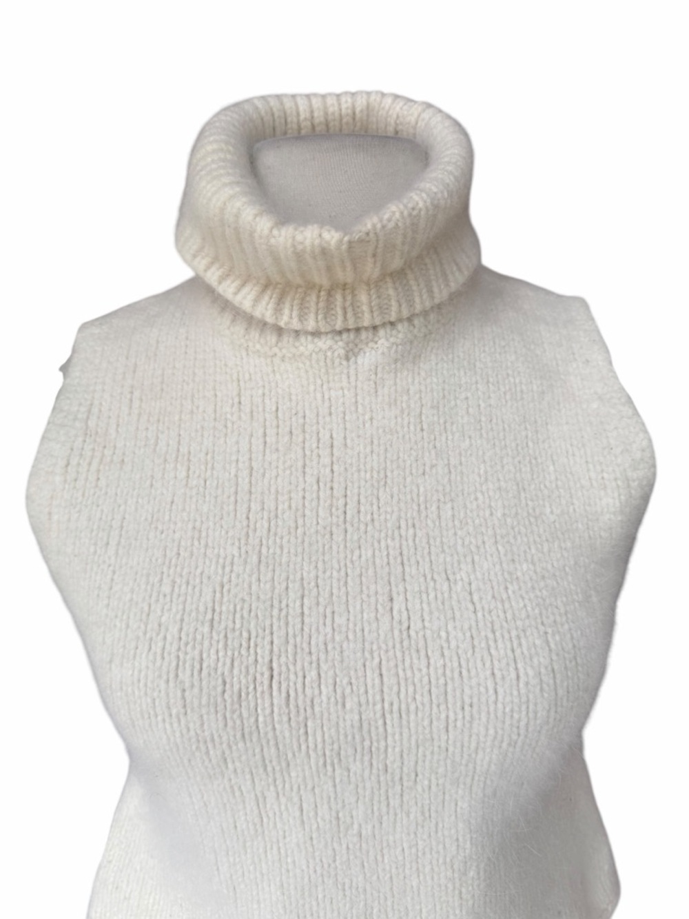 1990s Jones of New York Merino Wool Angora Cropped Sleeveless Turtleneck Sweater - Picture 2 of 5